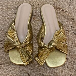 Gold bow flats